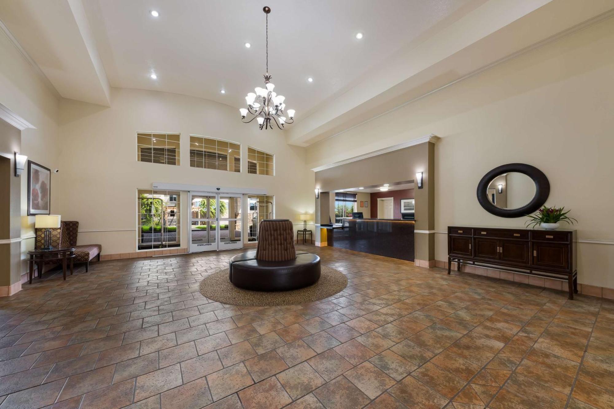 Best Western Salinas Valley Inn & Suites Buitenkant foto