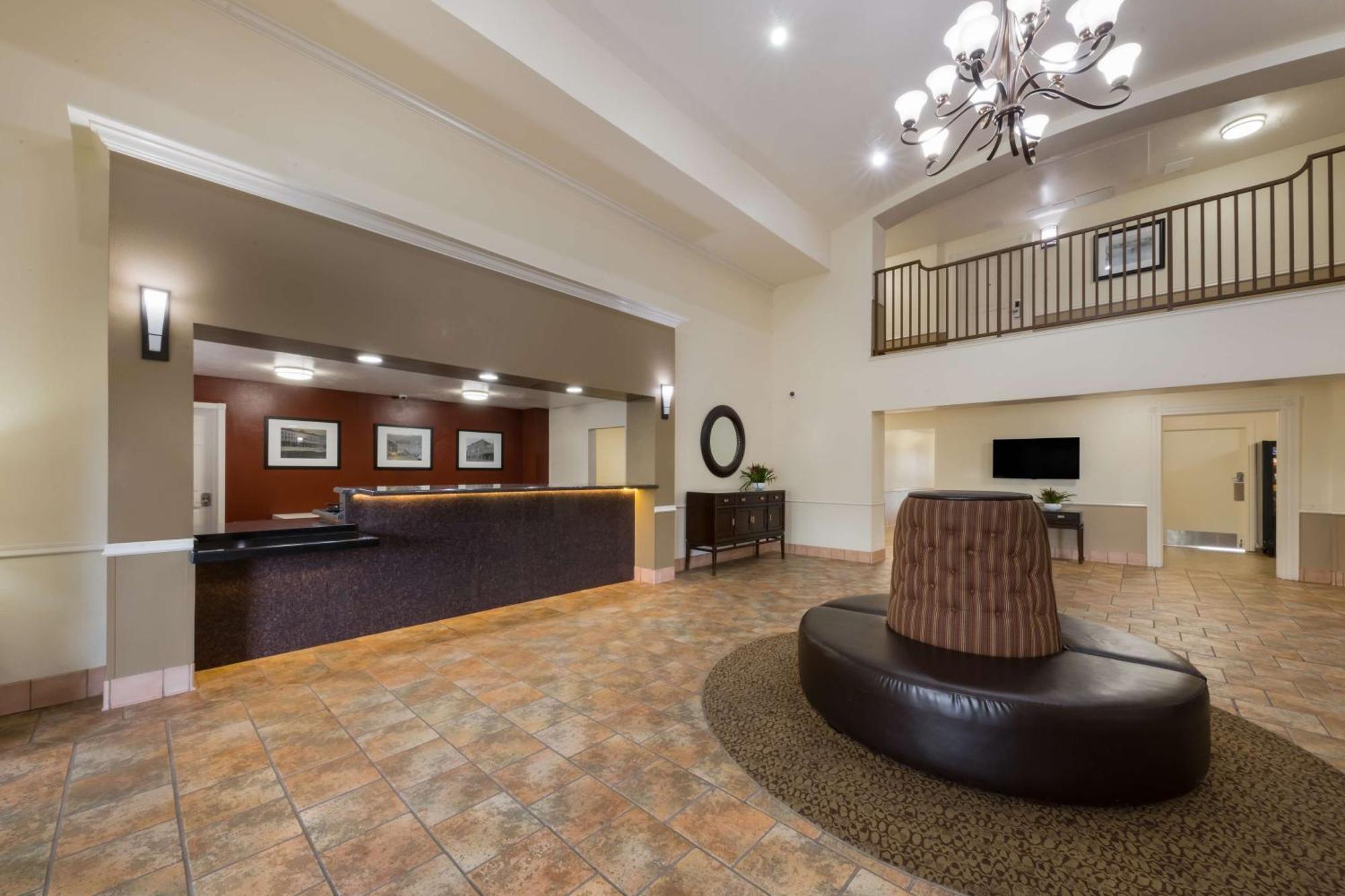 Best Western Salinas Valley Inn & Suites Buitenkant foto